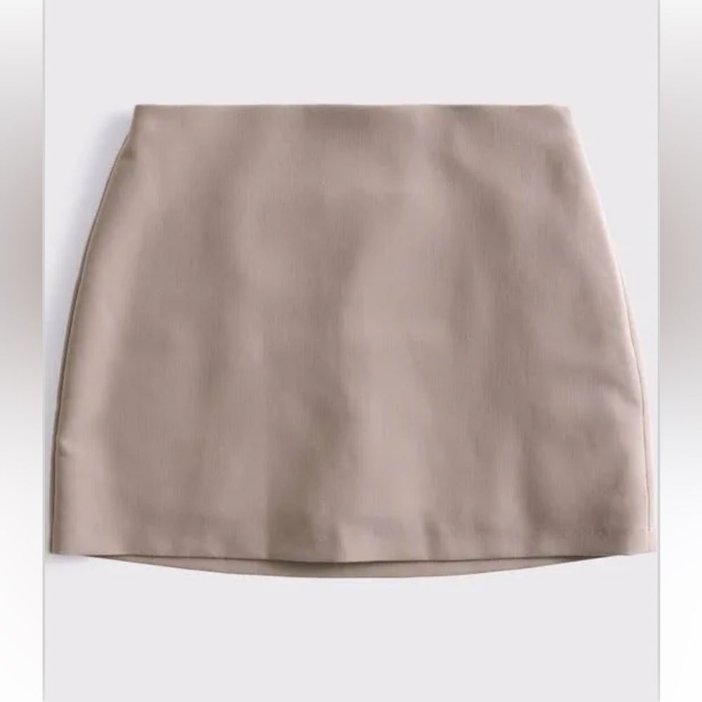 The Abercrombie Scarlett Mini Skort. Ultra High Rise. XL